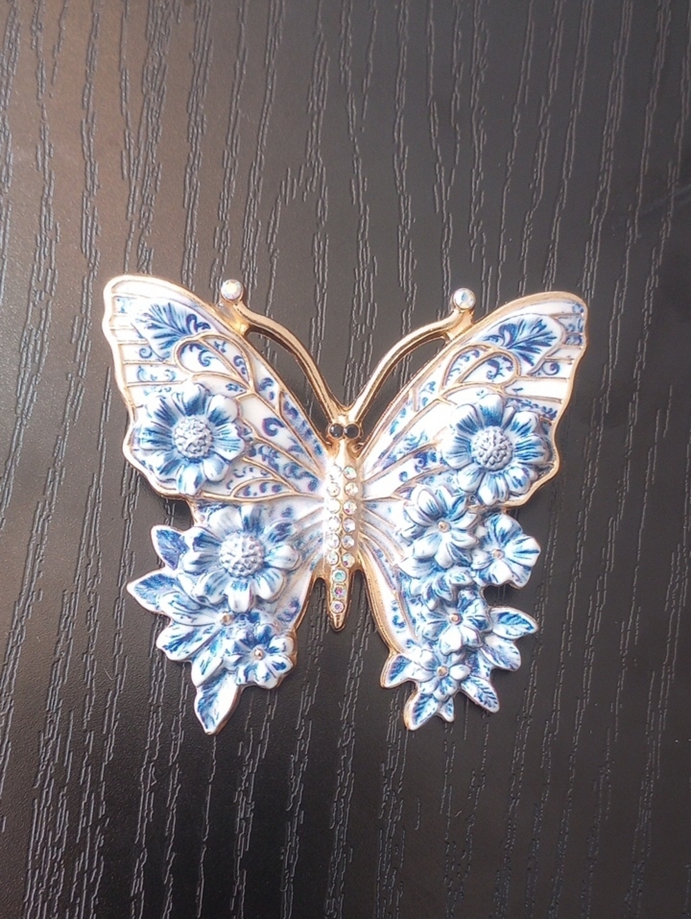 Blue & White Delft Floral Butterfly Brooch Pin